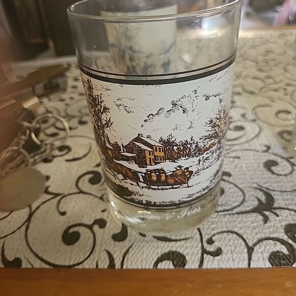 Set of Four Currier and Ives Glasses - Picture 3 of 8